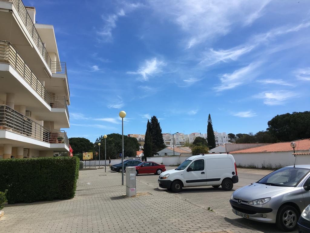 Albufeira Falesia Beach Apartment Exterior photo
